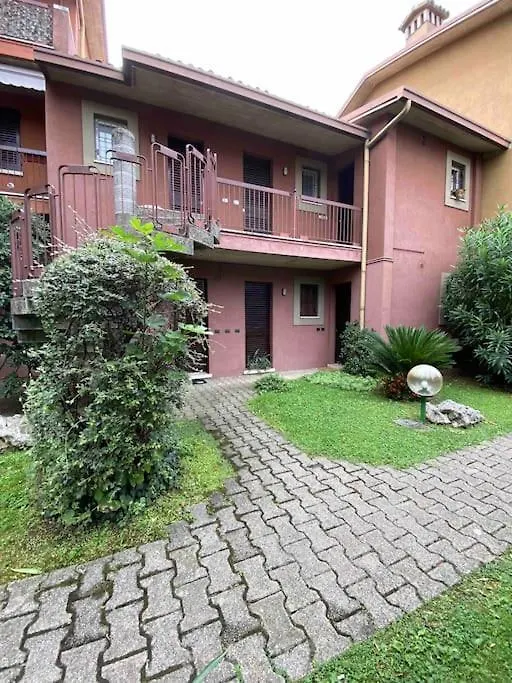 Apartament Il Monolocale Di Marta Sirmione