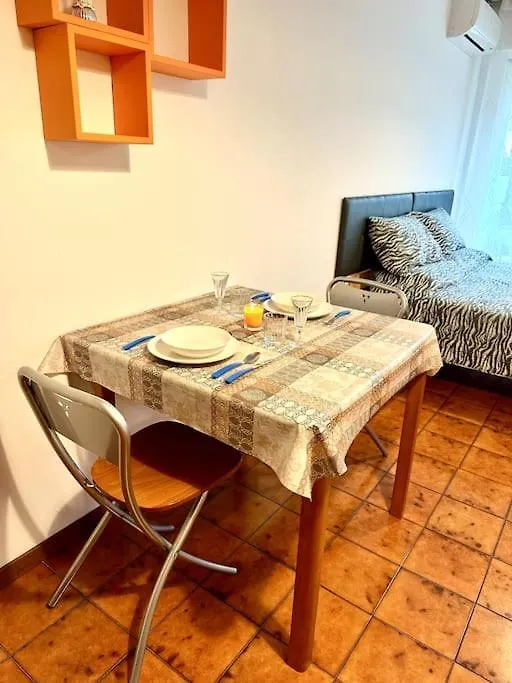 Apartament Il Monolocale Di Marta Sirmione